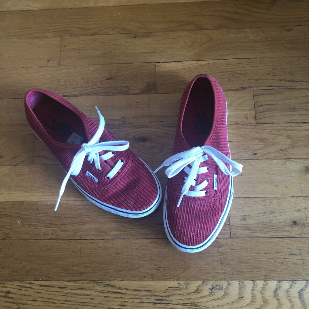 Woman’s corduroy van sneaker